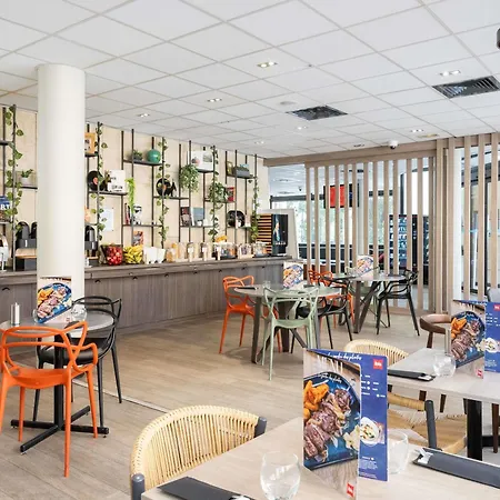 Ibis Alesia Montparnasse Hotel 3*