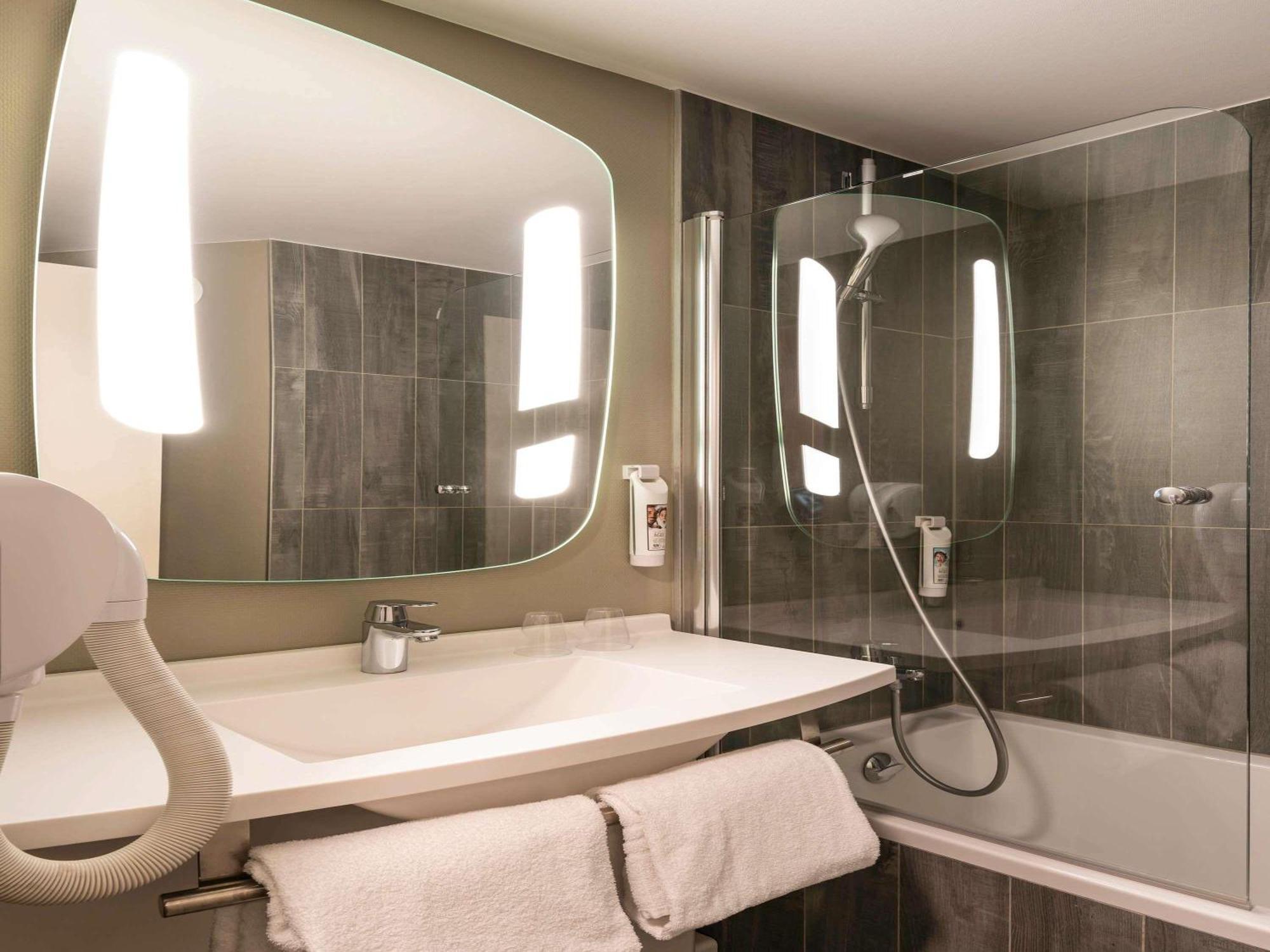 Hotel Ibis Alesia Montparnasse 3*